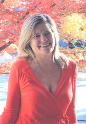 149 b K w maple leaves